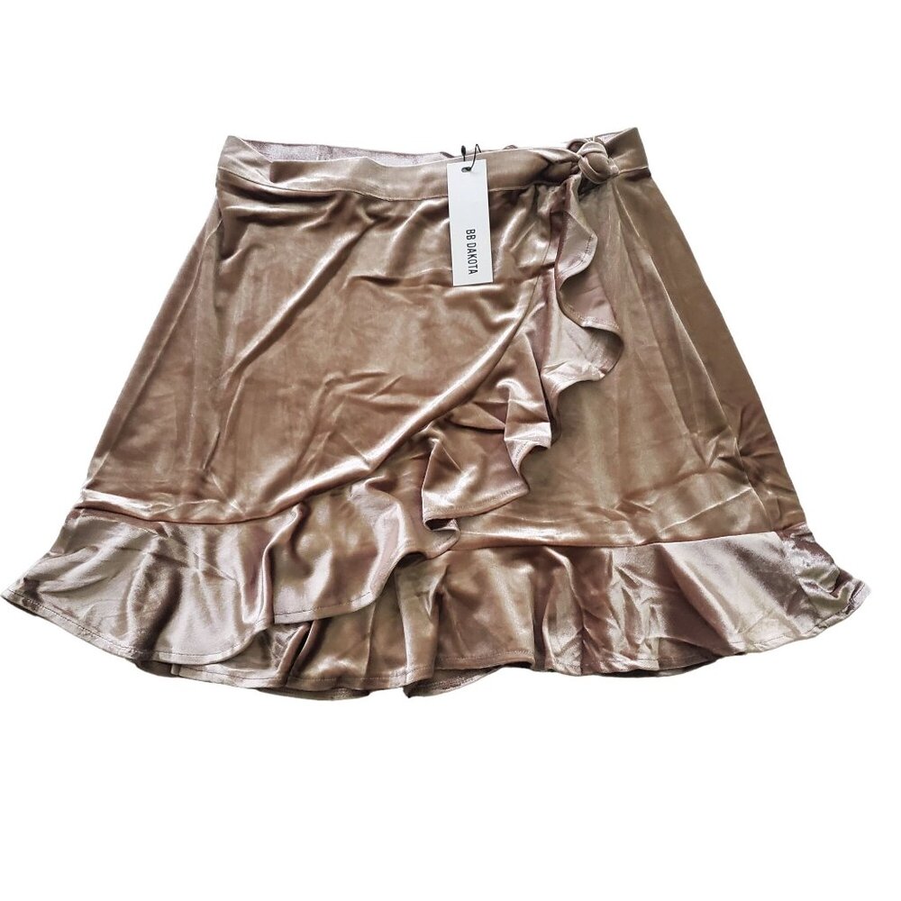 Bb Dakota womens Mini Skirt Size Small Velvet wrap Pale Gold Color Ruffle New - Picture 3 of 16